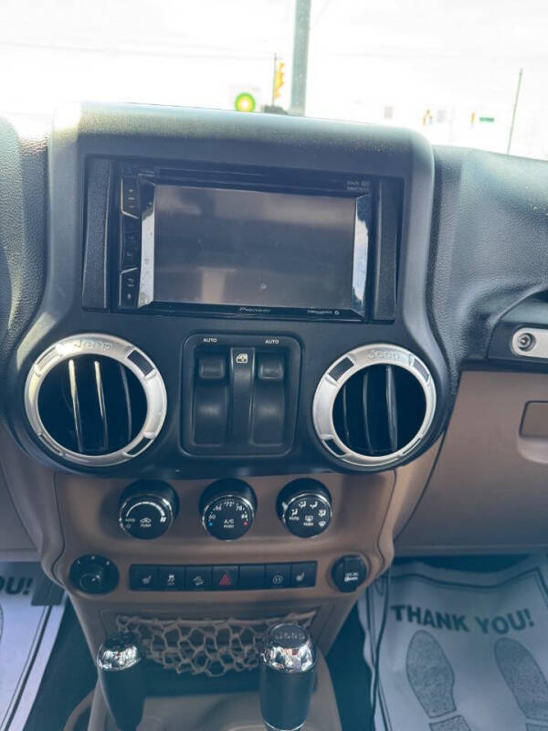 2012 Jeep Wrangler Sahara