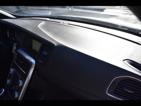 2016 Volvo S60 T5 Drive-E Premier