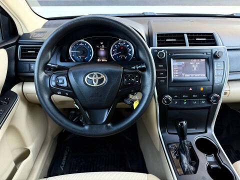 2016 Toyota Camry
