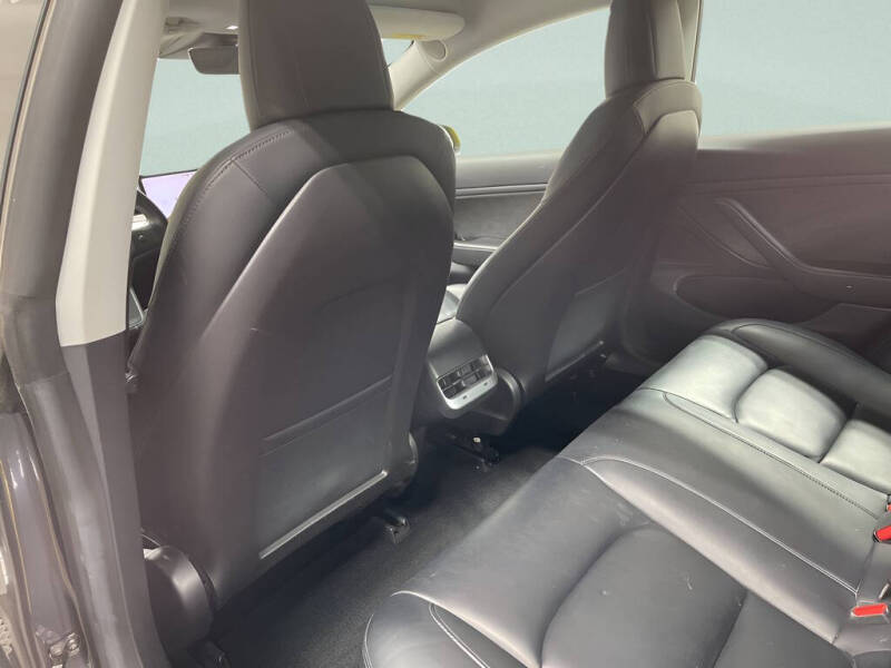 2019 Tesla Model 3 Standard Range Plus