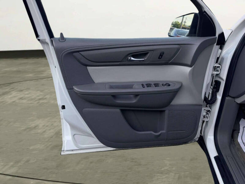 2015 GMC Acadia SLE-2