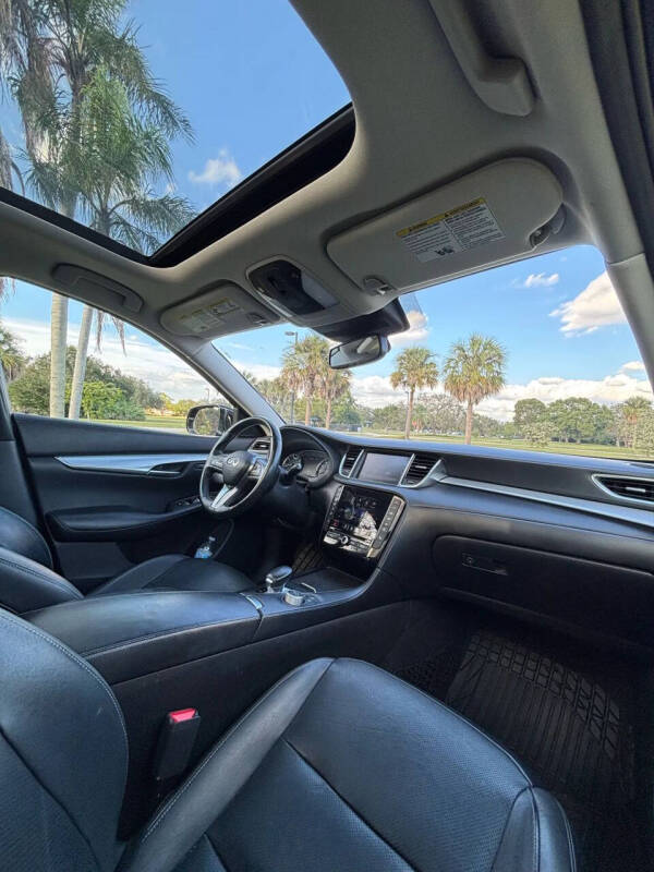 2019 Infiniti QX50 Essential