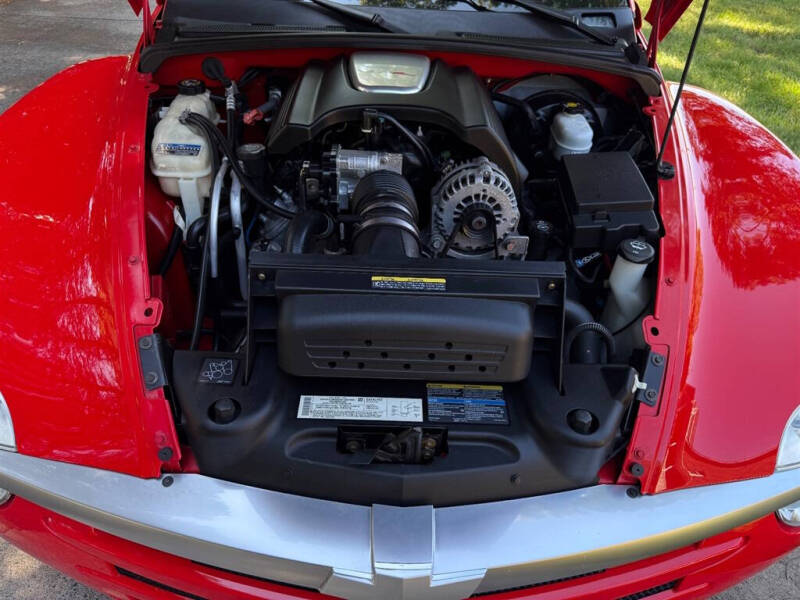 2004 Chevrolet SSR LS