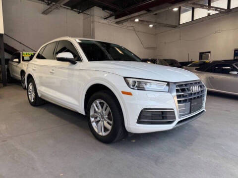 2020 Audi Q5 quattro Premium 45 TFSI