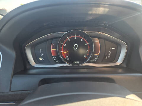 2016 Volvo XC60 T6