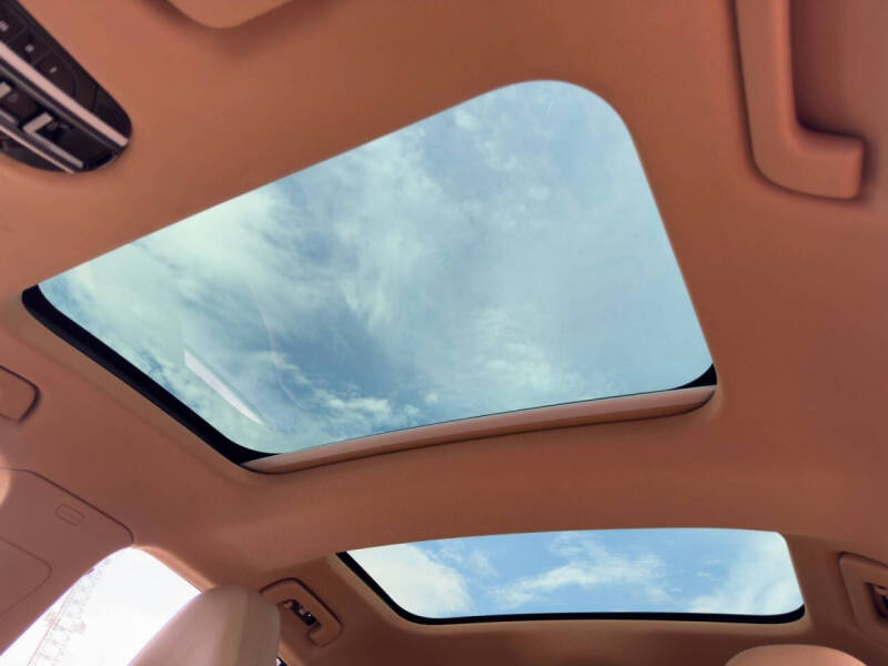 2021 Porsche Panamera 4 E-Hybrid