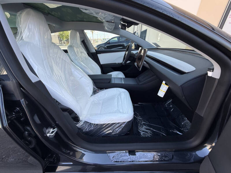 2026 Tesla Model 3 Premium