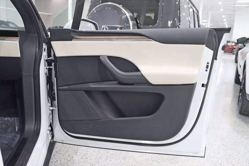 2022 Tesla Model X