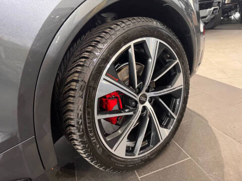 2024 Audi SQ5 3.0T quattro Premium Plus