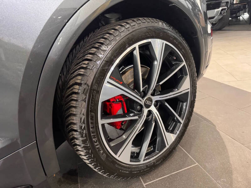 2024 Audi SQ5 3.0T quattro Premium Plus