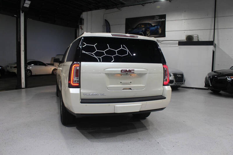 2015 GMC Yukon XL SLT
