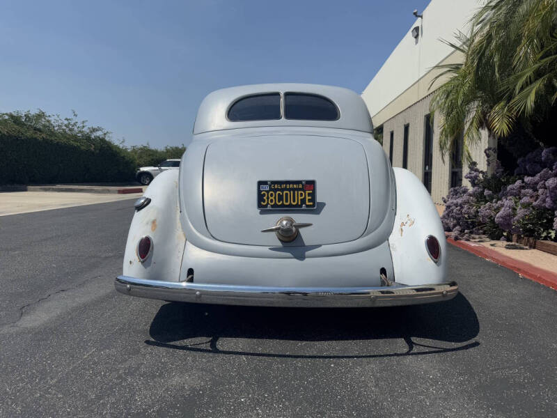 1938 Ford 2 Door Coupe