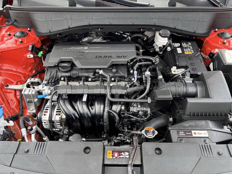 2025 Hyundai Kona SE