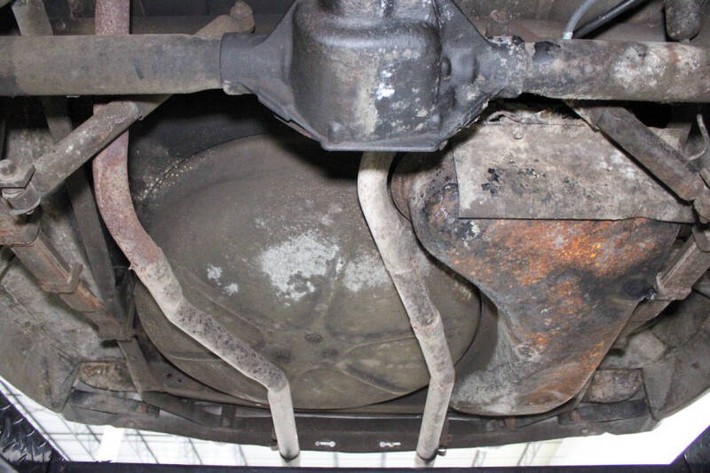 1953 Kaiser Manhattan