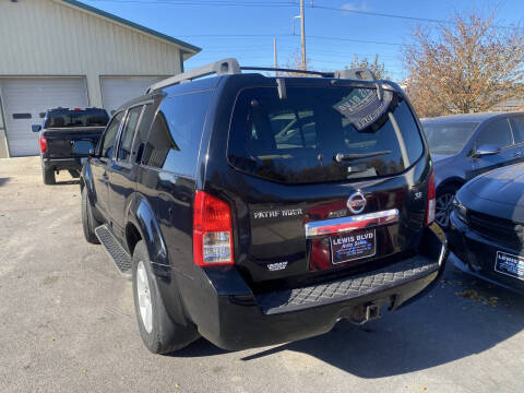 2008 Nissan Pathfinder S