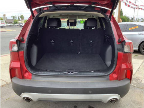 2020 Ford Escape Hybrid Titanium