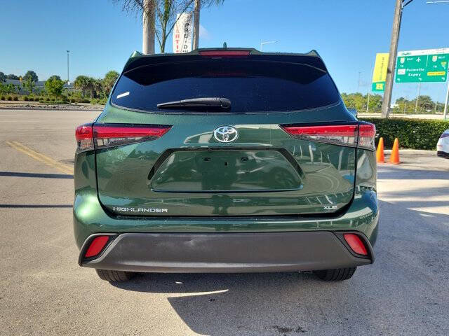 2023 Toyota Highlander XLE