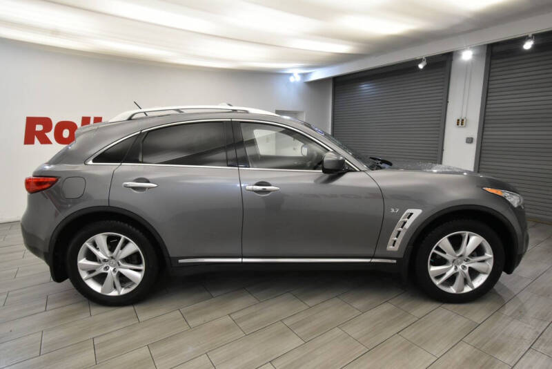 2015 Infiniti QX70