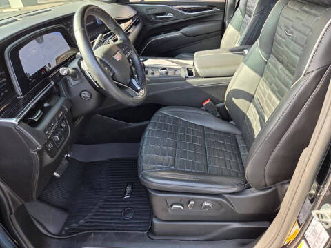 2023 Cadillac Escalade-V