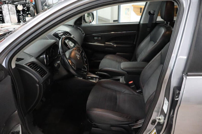 2022 Mitsubishi Outlander Sport ES