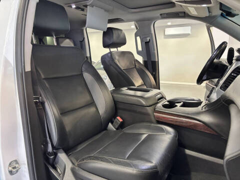 2020 GMC Yukon XL SLT