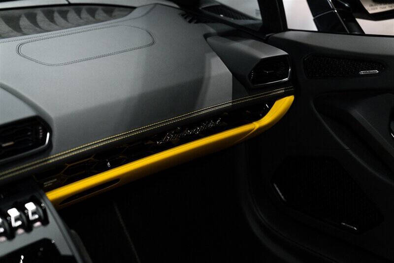 2023 Lamborghini Huracan EVO Spyder