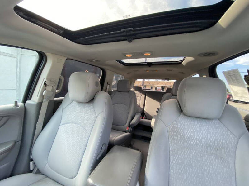 2015 GMC Acadia SLE-2