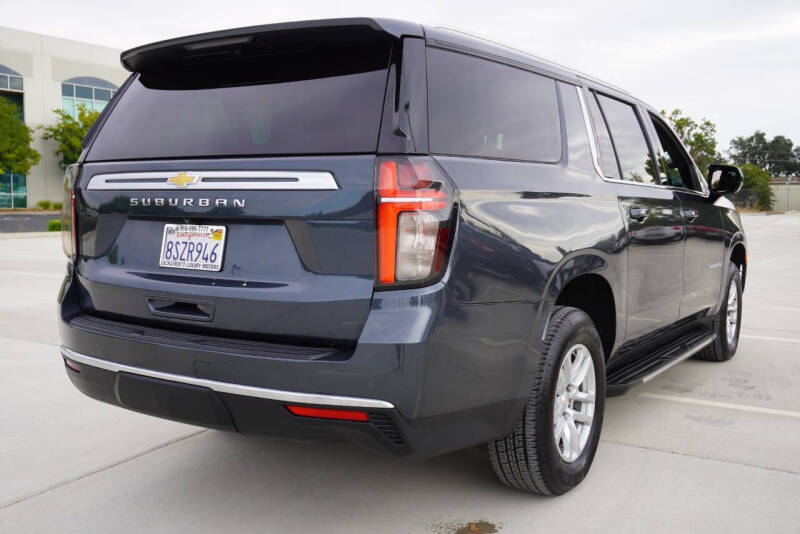 2021 Chevrolet Suburban LS