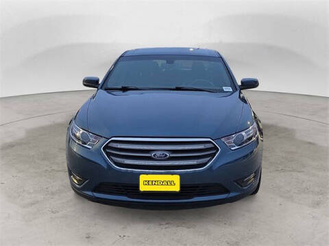 2018 Ford Taurus SEL