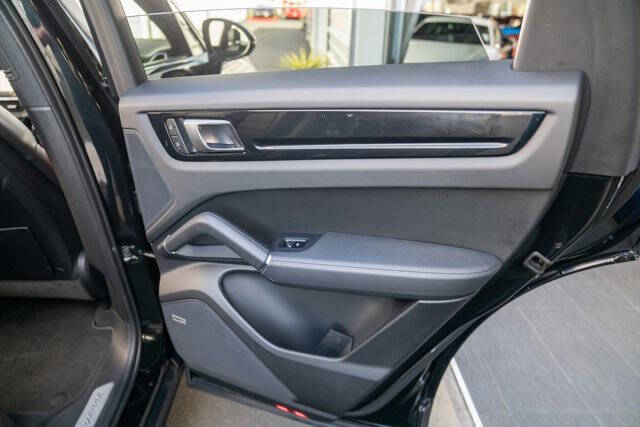 2022 Porsche Cayenne