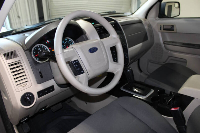 2011 Ford Escape XLS