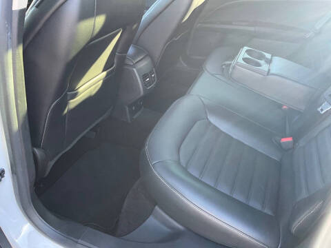 2017 Ford Fusion Hybrid SE