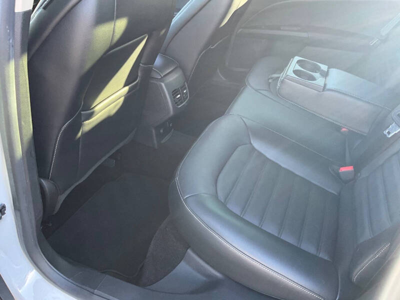 2017 Ford Fusion Hybrid SE