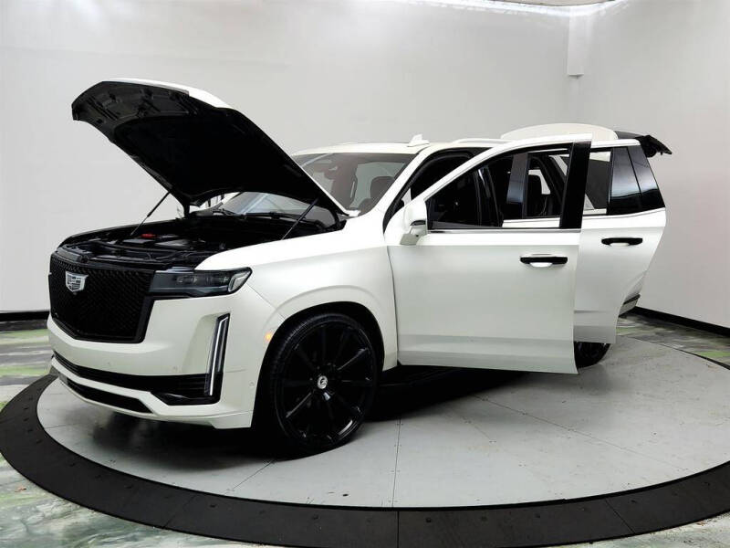 2022 Cadillac Escalade Premium Luxury