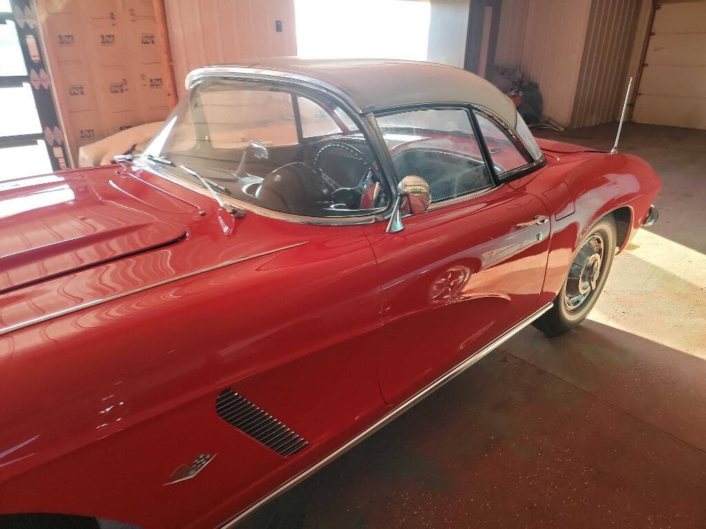 1962 Chevrolet Corvette 8