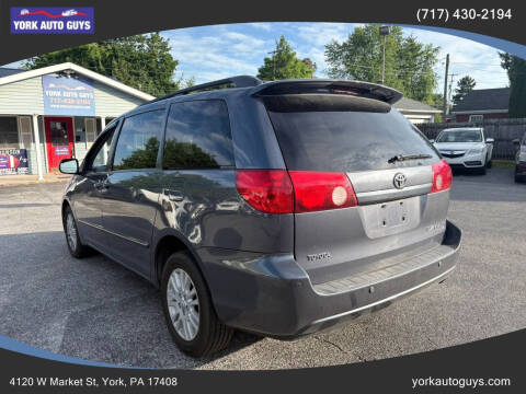 2008 Toyota Sienna