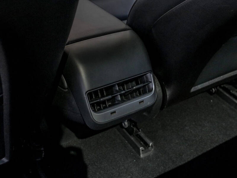 2019 Tesla Model 3 Mid Range