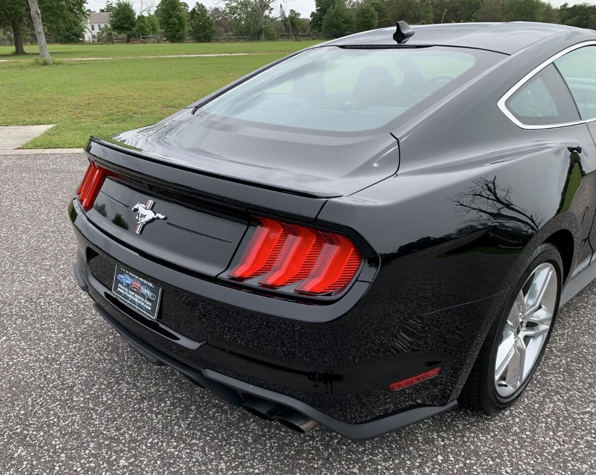 2021 Ford Mustang 26