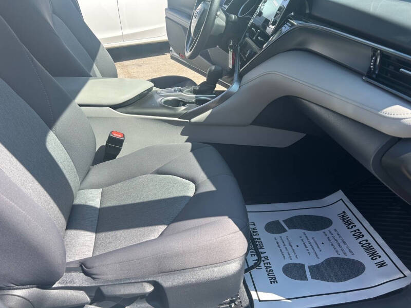 2023 Toyota Camry LE