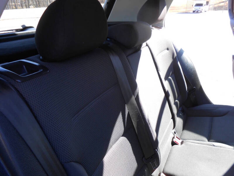 2016 Volkswagen Golf TSI S