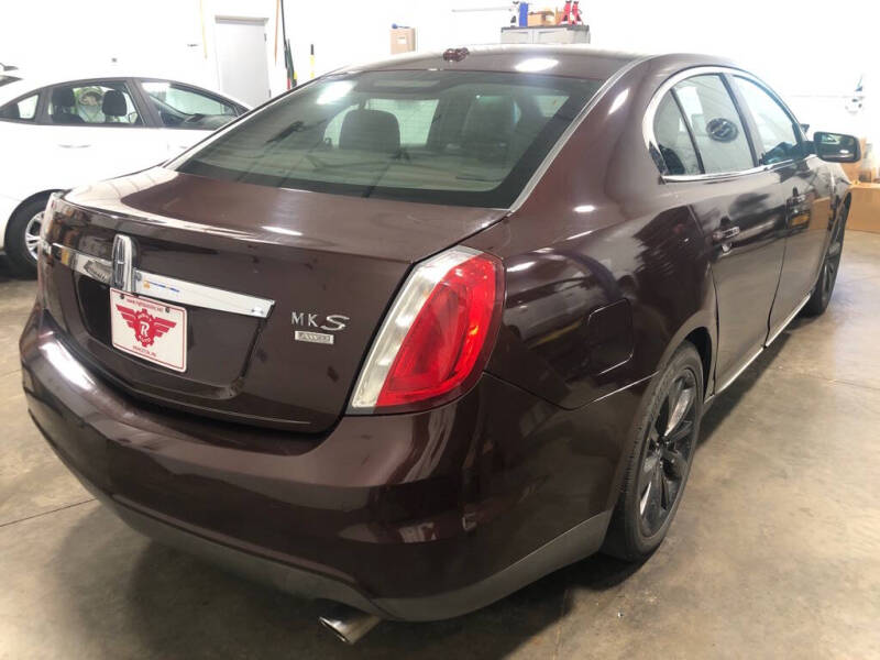 2009 Lincoln MKS