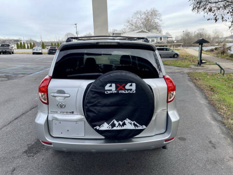 2007 Toyota RAV4 Sport