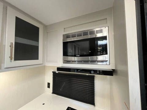 2023 Forest River WILDCAT M-282RKX