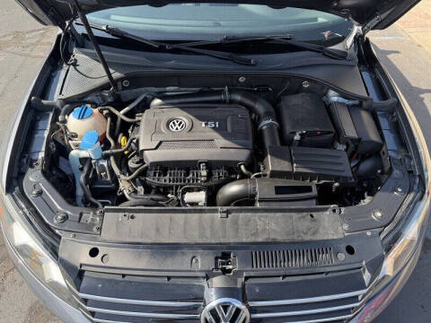 2015 Volkswagen Passat 1.8T S