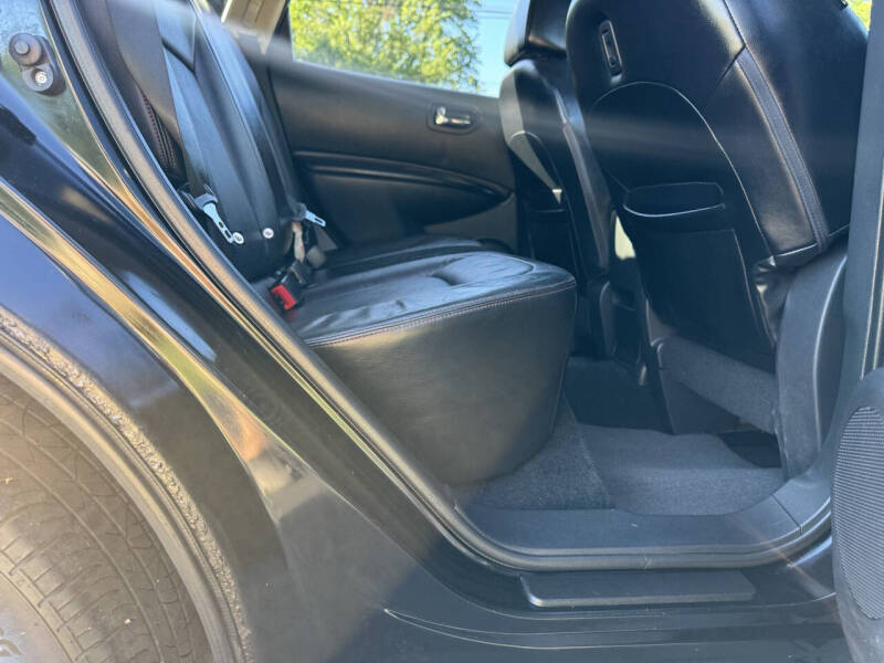 2011 Nissan Rogue SV