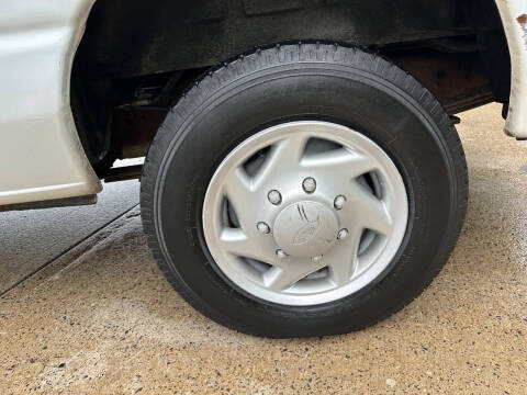 2001 Ford E-Series E-350 SD XLT