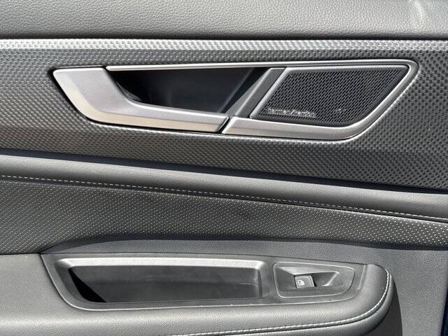 2024 Volkswagen Atlas Cross Sport SEL Premium R-Line 4Motion