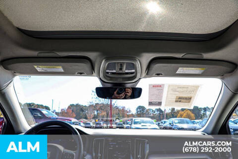 2024 Volvo S60 B5 Core Dark Theme