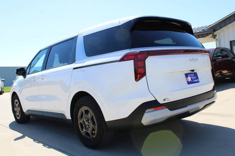 2025 Kia Carnival LXS