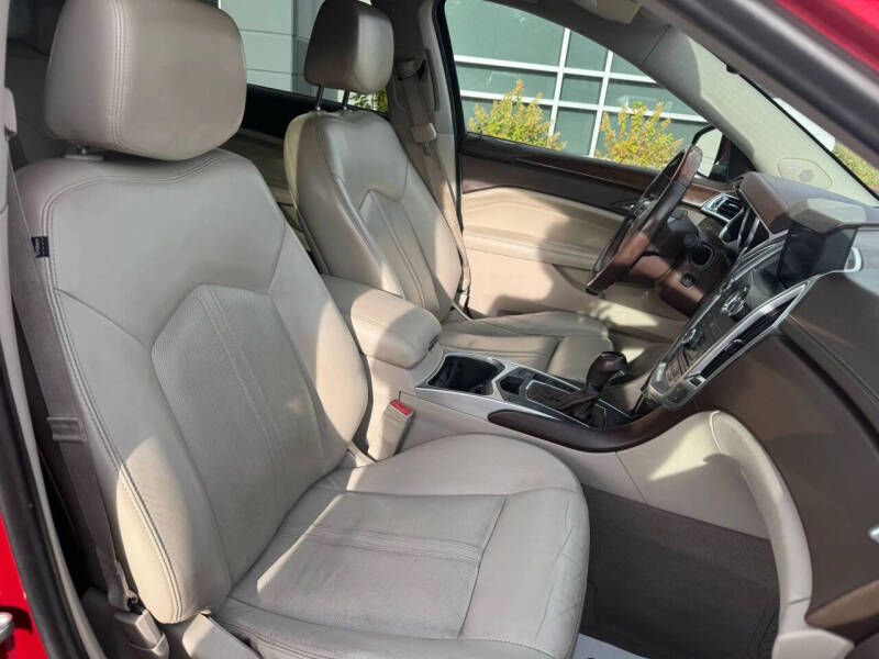 2011 Cadillac SRX Luxury Collection